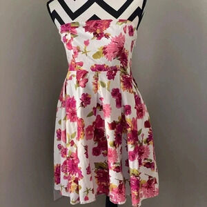 Strapless Floral‎ Print Dress